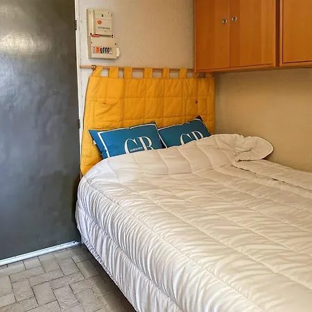 Studio Avec Piscine, Garage Et Climatisation Proche Plage - Fr-1-717-78 Daire Le Grau-du-Roi